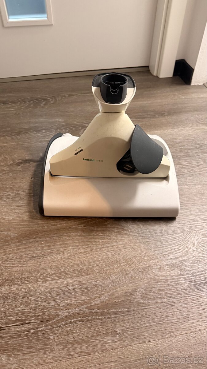 Čistič tvrdých podlah Vorwerk