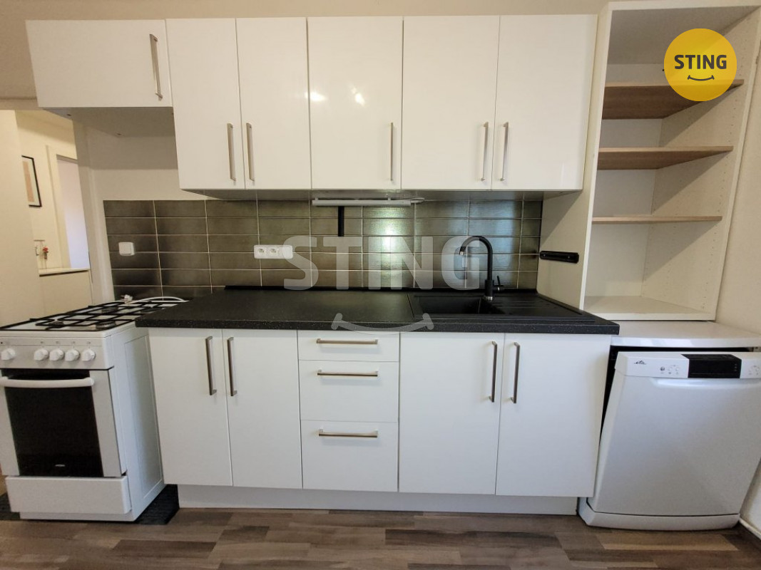 Pronájem bytu 2+1, Asejevova, Ostrava / Zábřeh, 133936