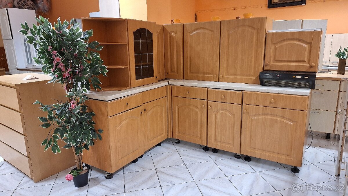 Kuchyňská rohová linka