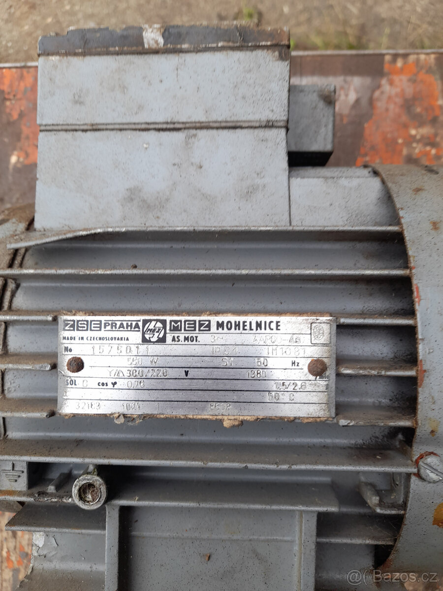 Elektromotor patkový