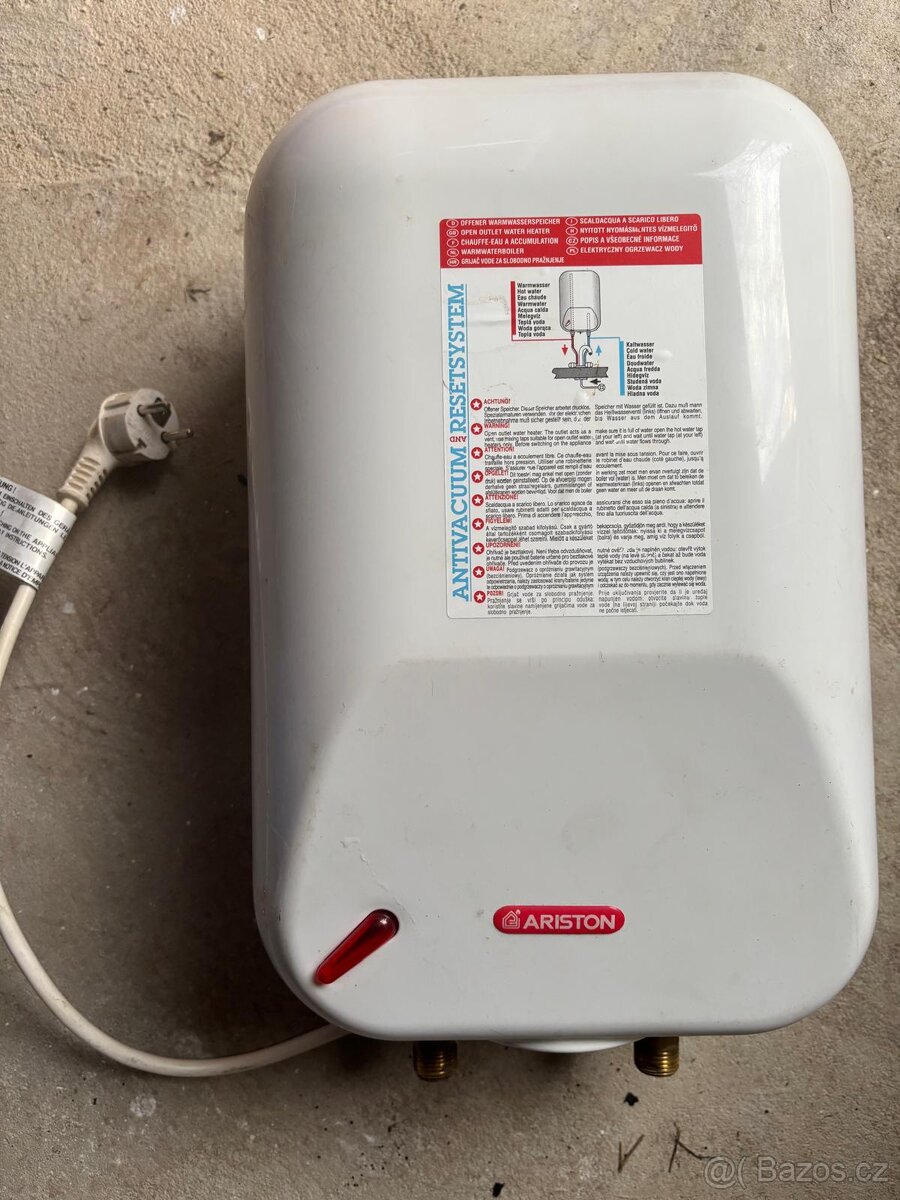 Ohřívač vody, beztlaký, Ariston