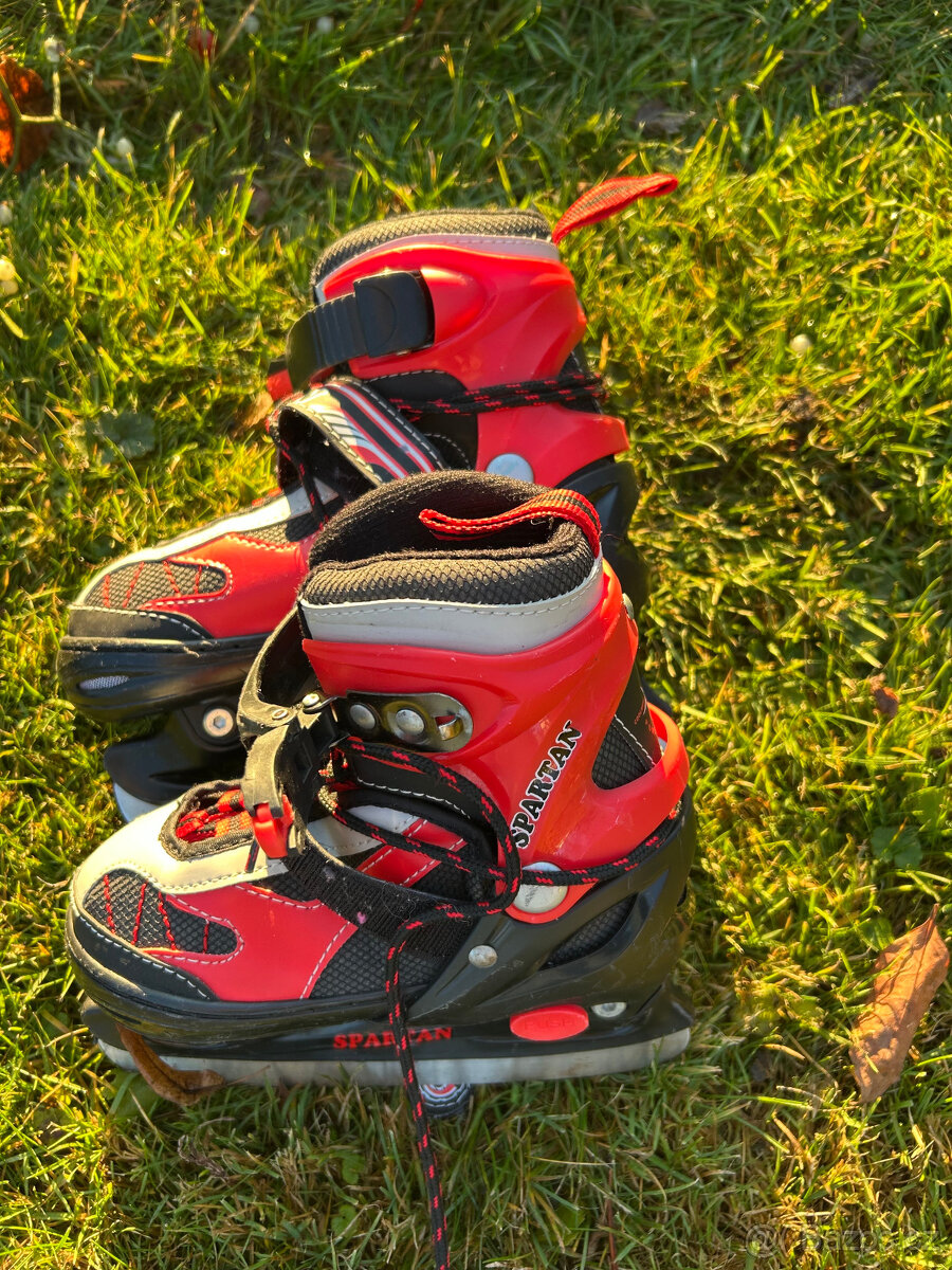 Dvoje dětské brusle Spartan