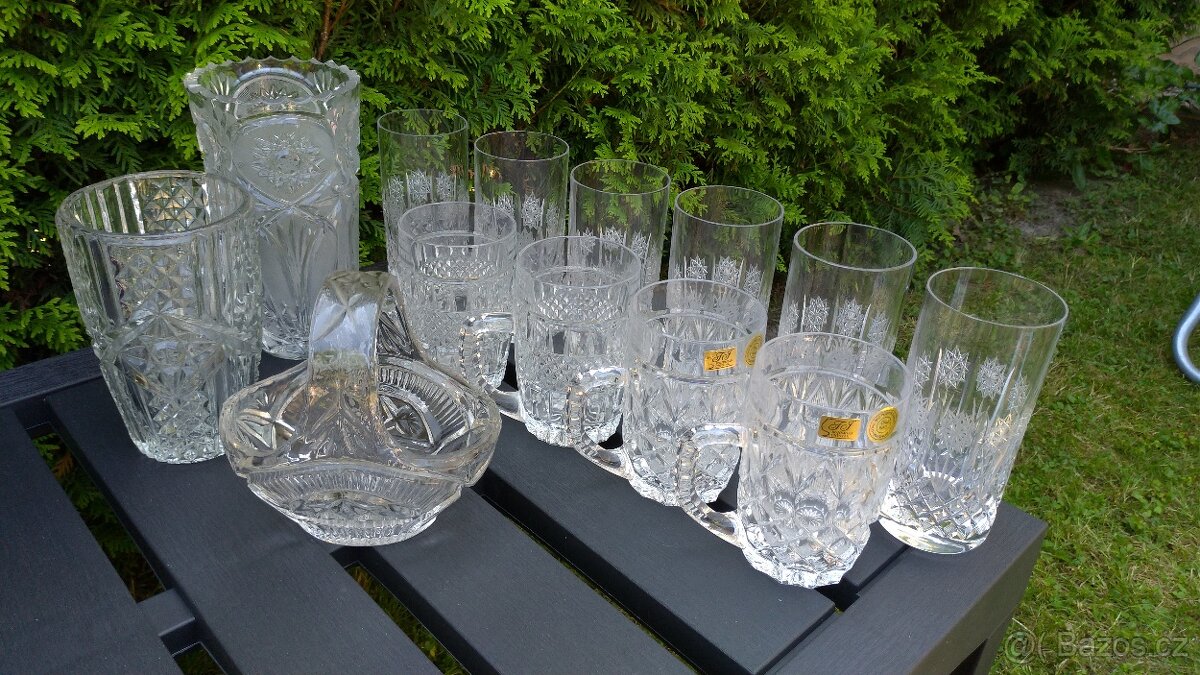 Skleněné dekorace a poháry Bohemia crystal