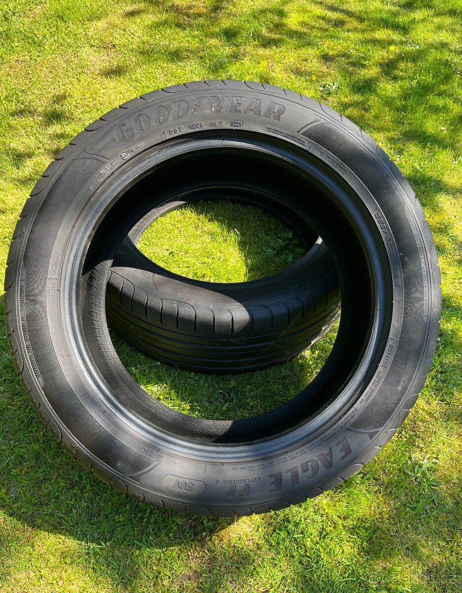 2x 285/45 R20 Goodyear Letní pneu