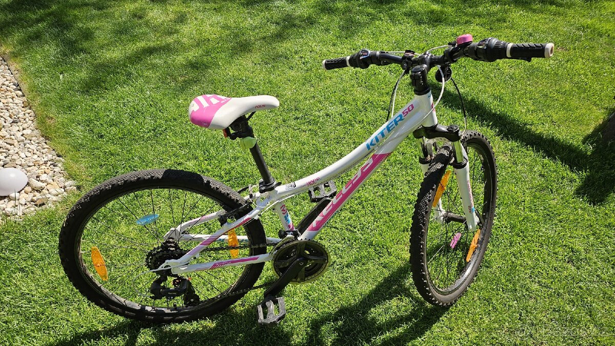 Dívčí kolo Kellys Kiter 50 white 24"