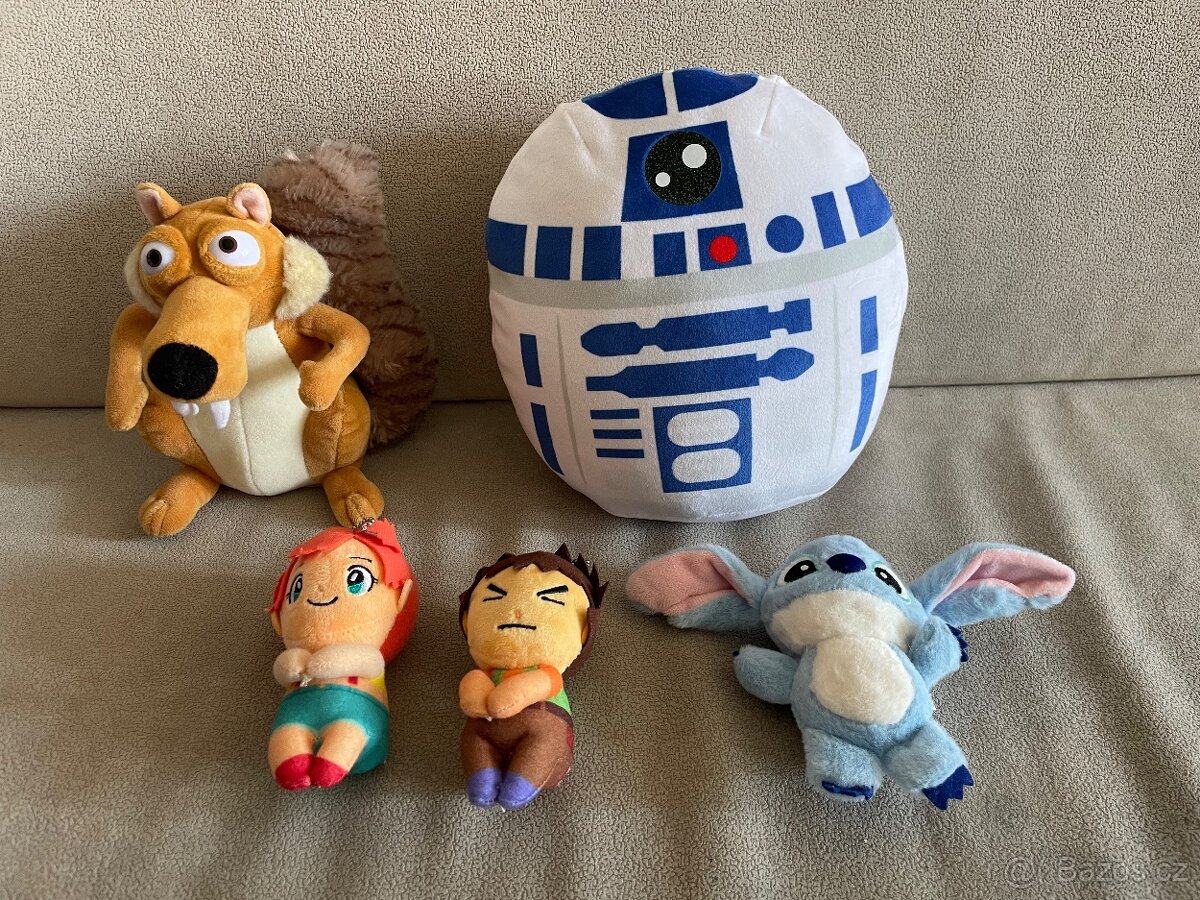 mix-plyšáků - R2D2, Scrat, postavičky z Pokemonů, Stitch