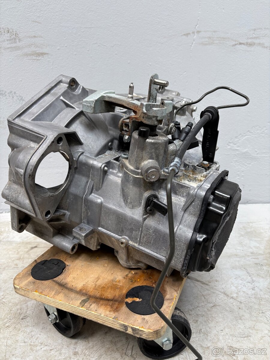 Převodovka Vw T5 T6 Kod UDY 18.000km Výborný stav