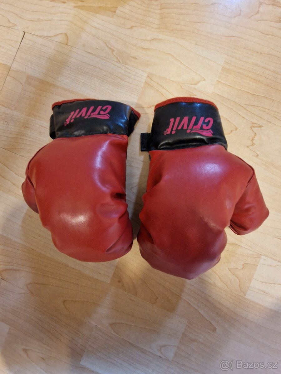 Dětský boxovací pytel s rukavicemi