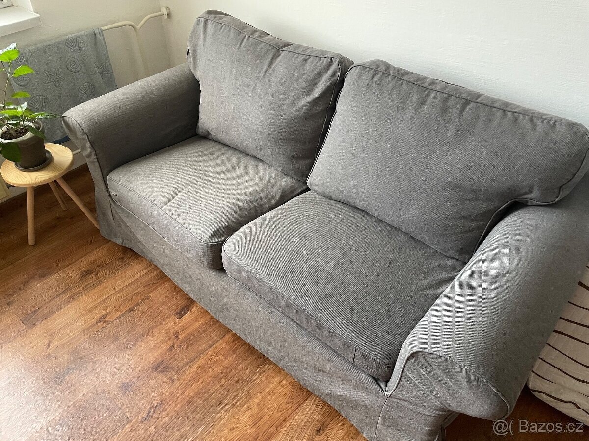 Gauč ikea EKTORP