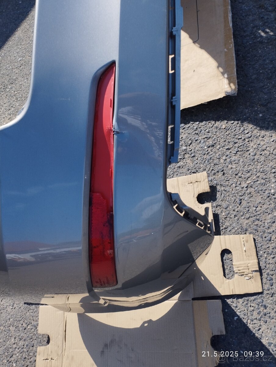 5E9807421 Škoda Octavia 3 combi zadní nárazník
