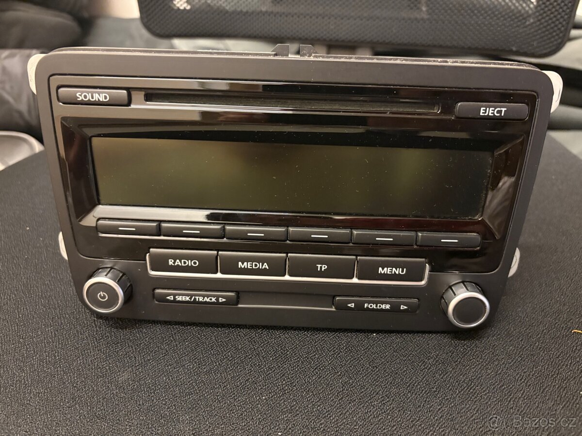VW rádio Passat B7