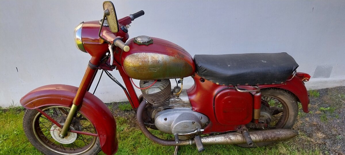 Jawa 250 automatic