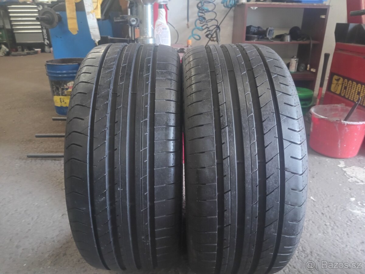2xletní pneu 225/35/19.Fulda.