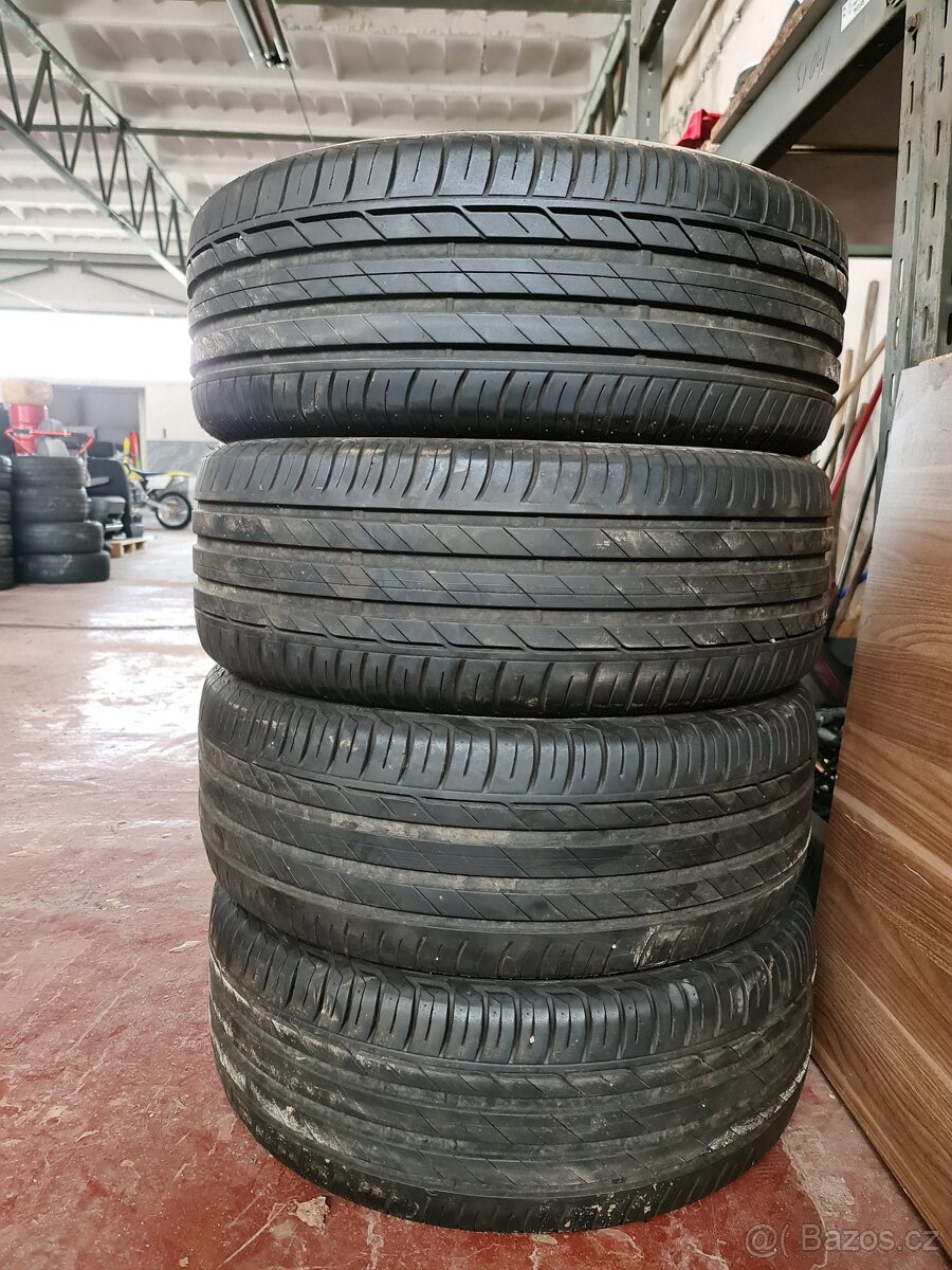 Prodám letní pneumatiky Bridgestone 215/60 R16