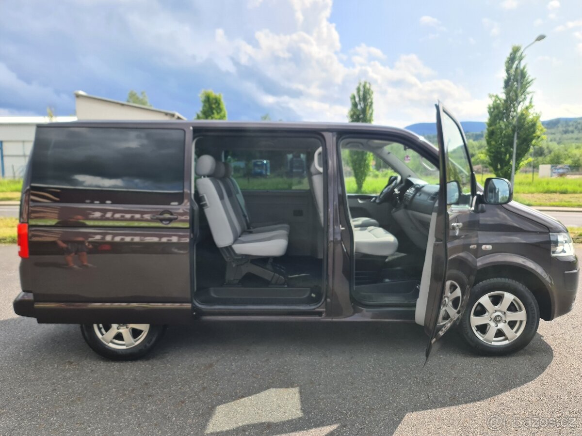 VW CARAVELLE T5 2.0 TDi 103-KW KLIMA 9-MÍST SERVISK 218TKM