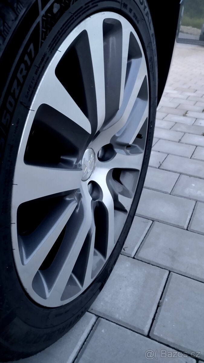 Hliníkové kola Peugeot CALLISTO 17" (5008)
