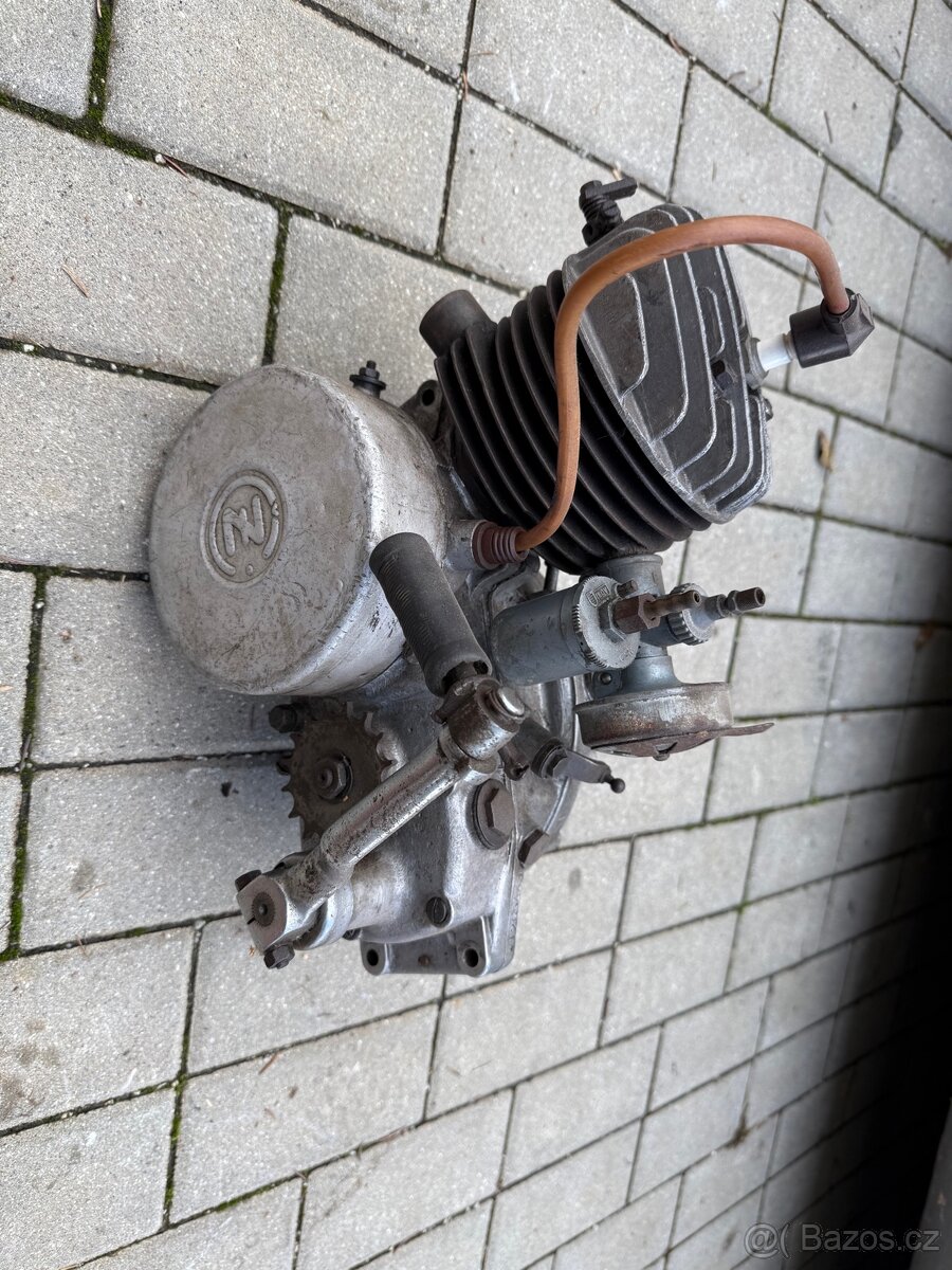 Motor cz 125a