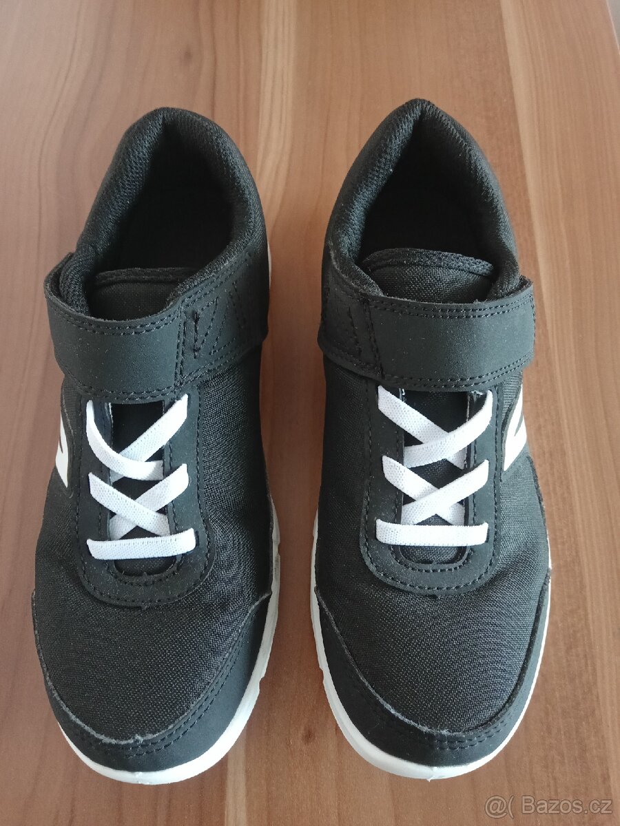 Dětské sportovní boty, vel. 35