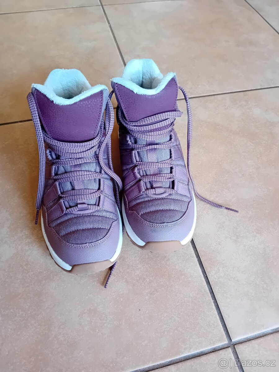 Zimní dívčí boty vel.35