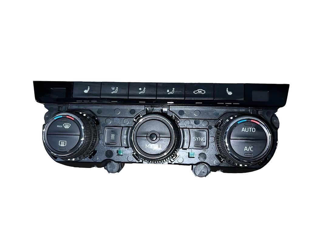 Klimatronik 3V0907044AH Škoda Superb 3 r.v. 2016