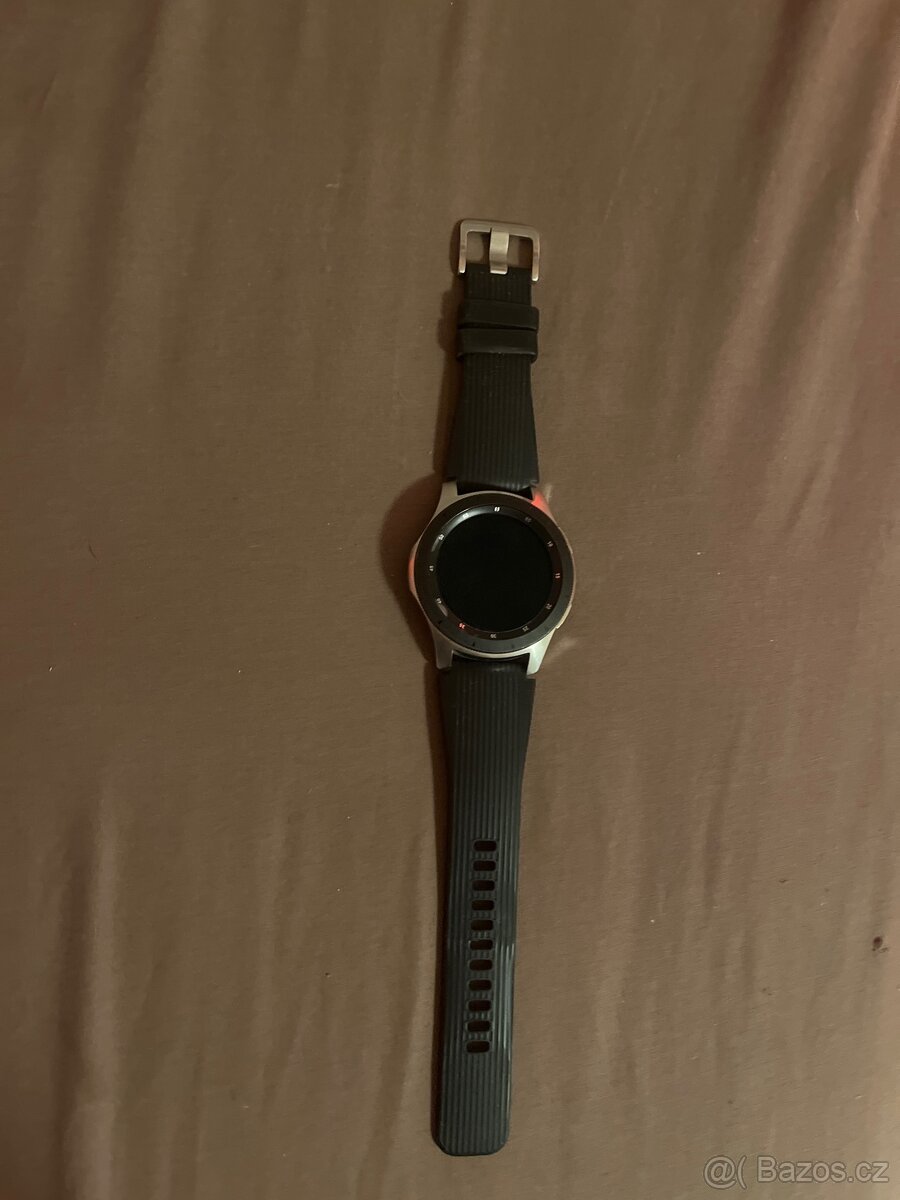 Samsung Galaxy Watch 46mm Bluetooth – výborný stav