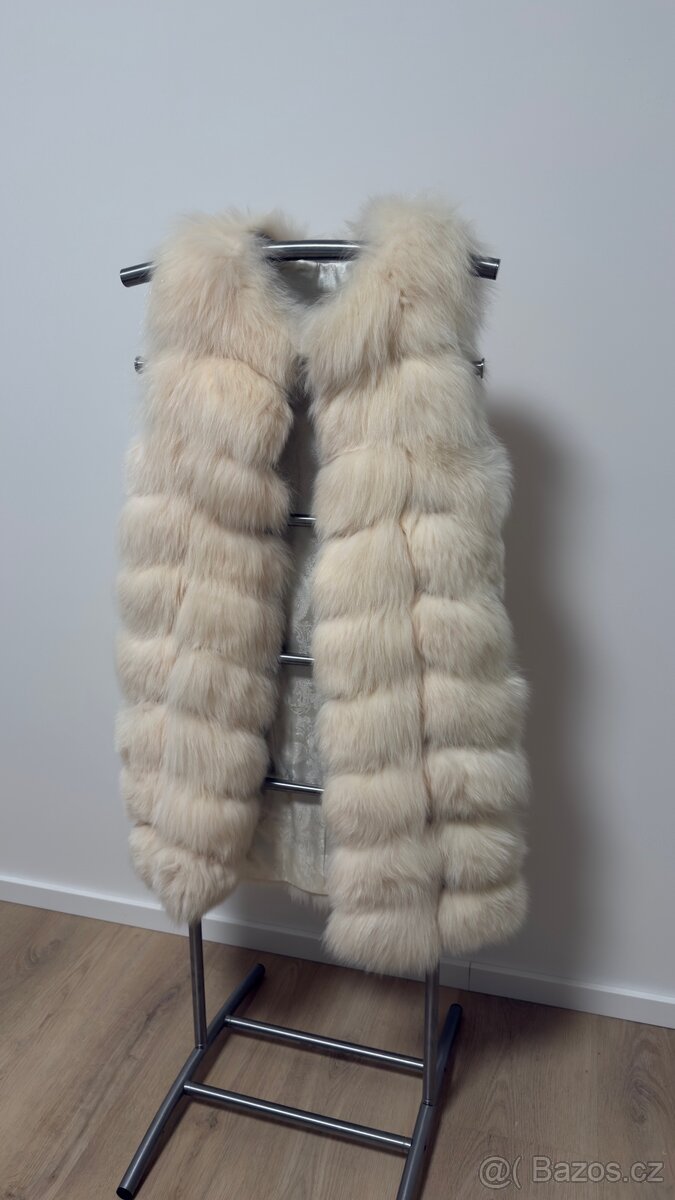 Vesta z lišky