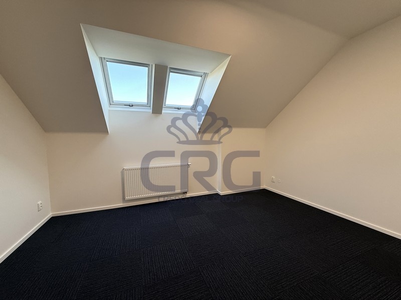 PRONÁJEM KANCELÁŘE O CP CCA 14,90 M2, BRNO - KRÁLOVO POLE