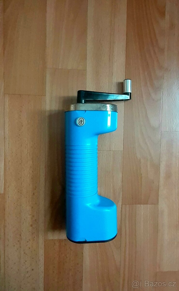 Retro MLÝNEK na kafe TRAMP- KZ SEMILY