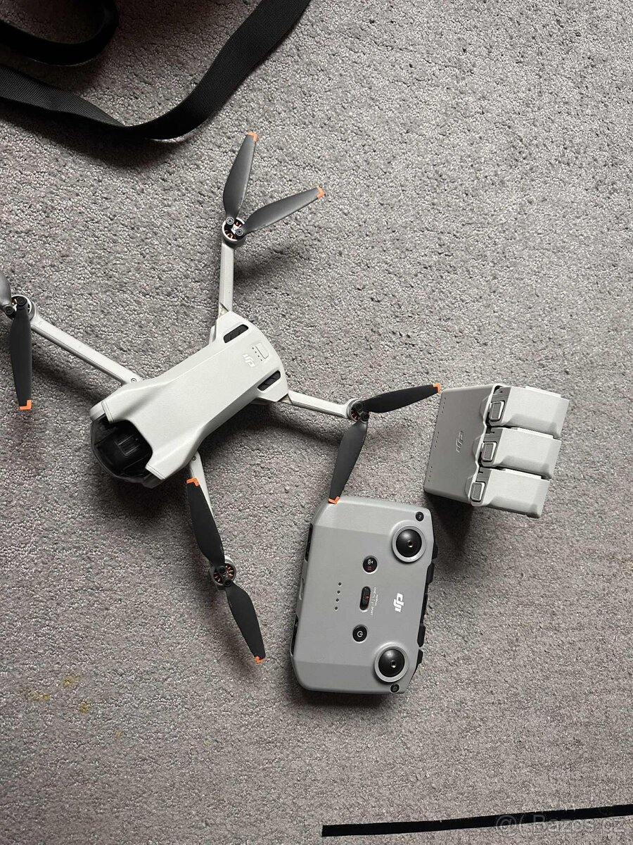 Dron DJI mini 3 fly more combo