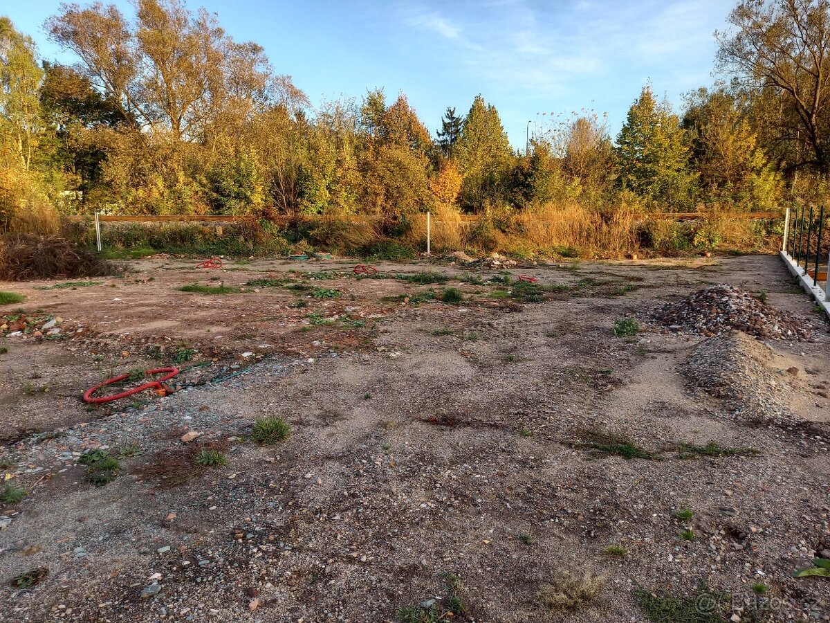 Prodej pozemku komerční Náchod sklady