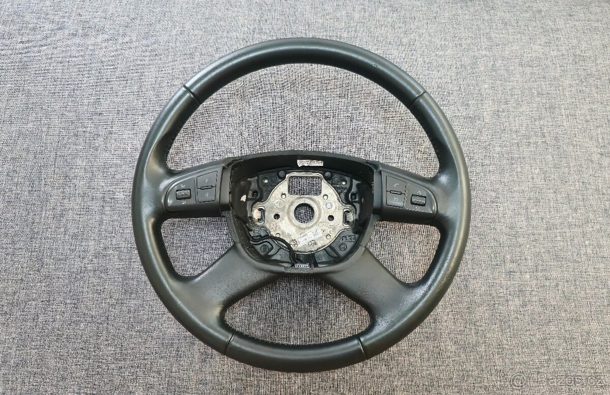 Multifunkční volant Škoda Octavia II, Superb II, Yeti