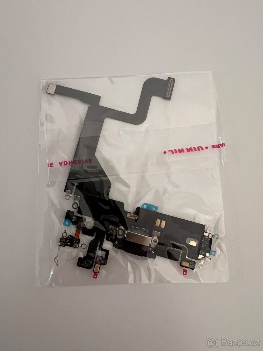 Nabíjecí a audio flex konektor pro iPhone 13 Pro - černý