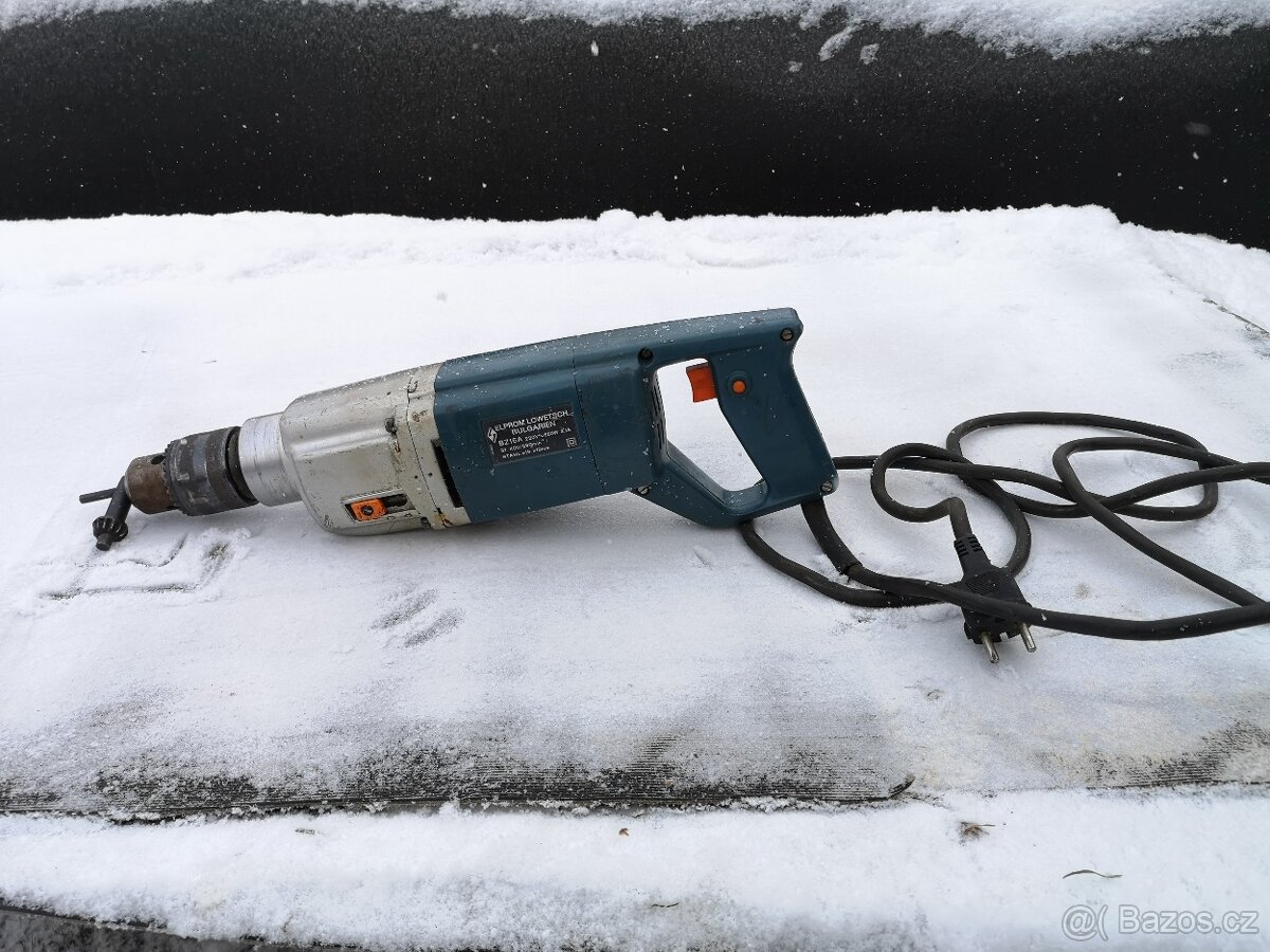 Elektrická vrtačka velká