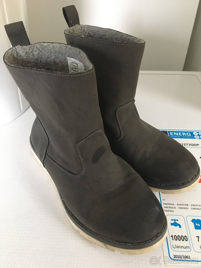 Kotníkové boty vel.35