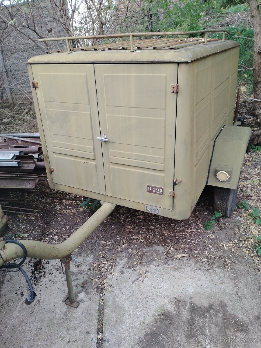 Vojenský hasičský příves