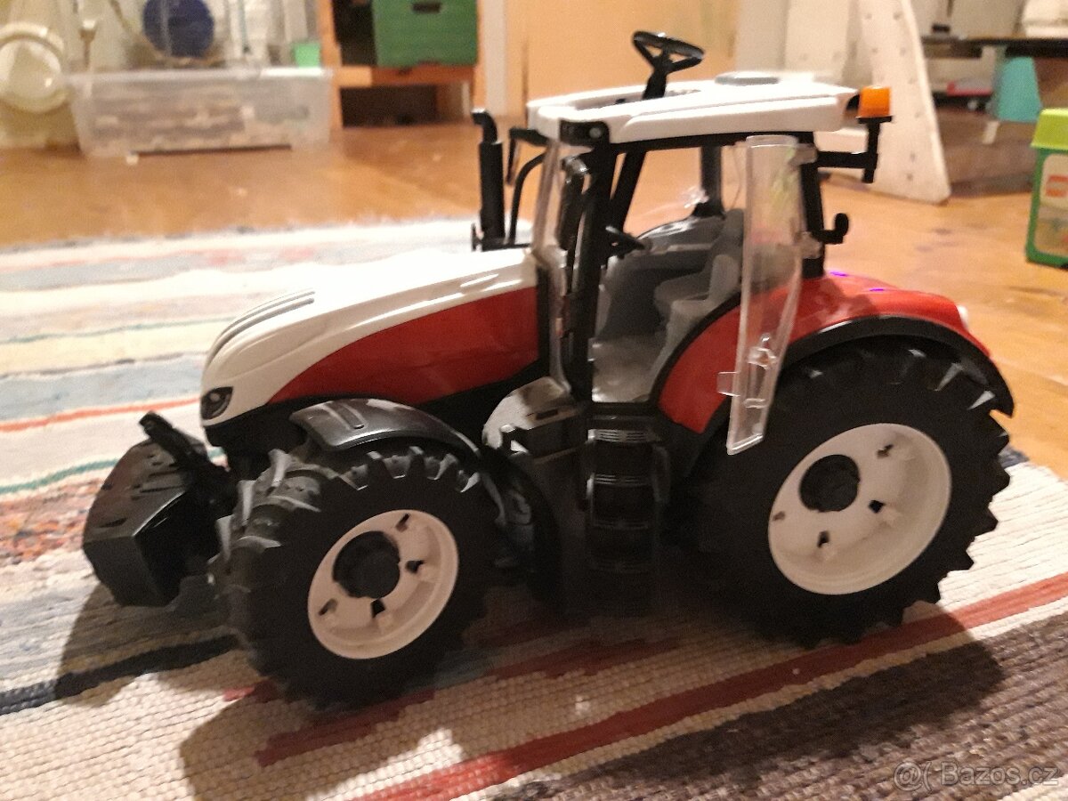 Traktor Steyr