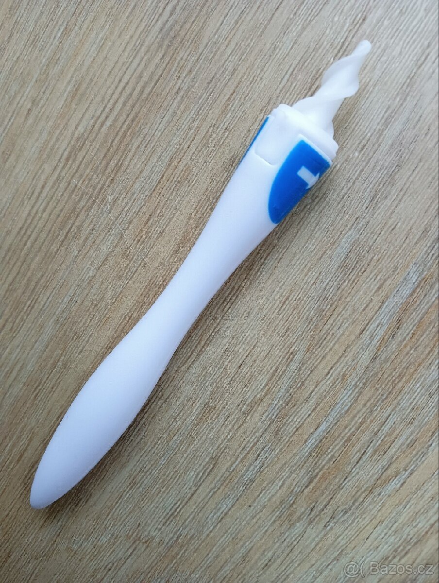Ušní čistič