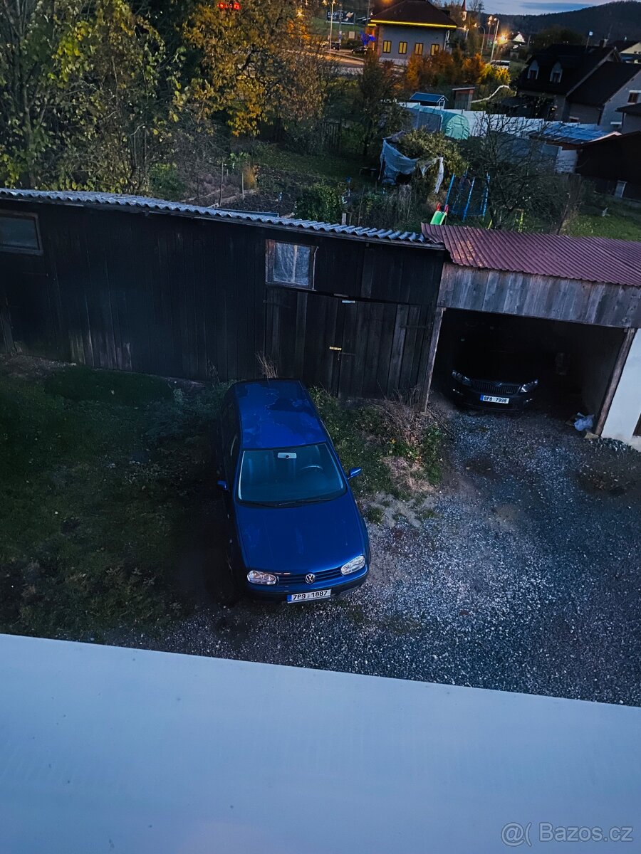 Volkswagen golf 4
