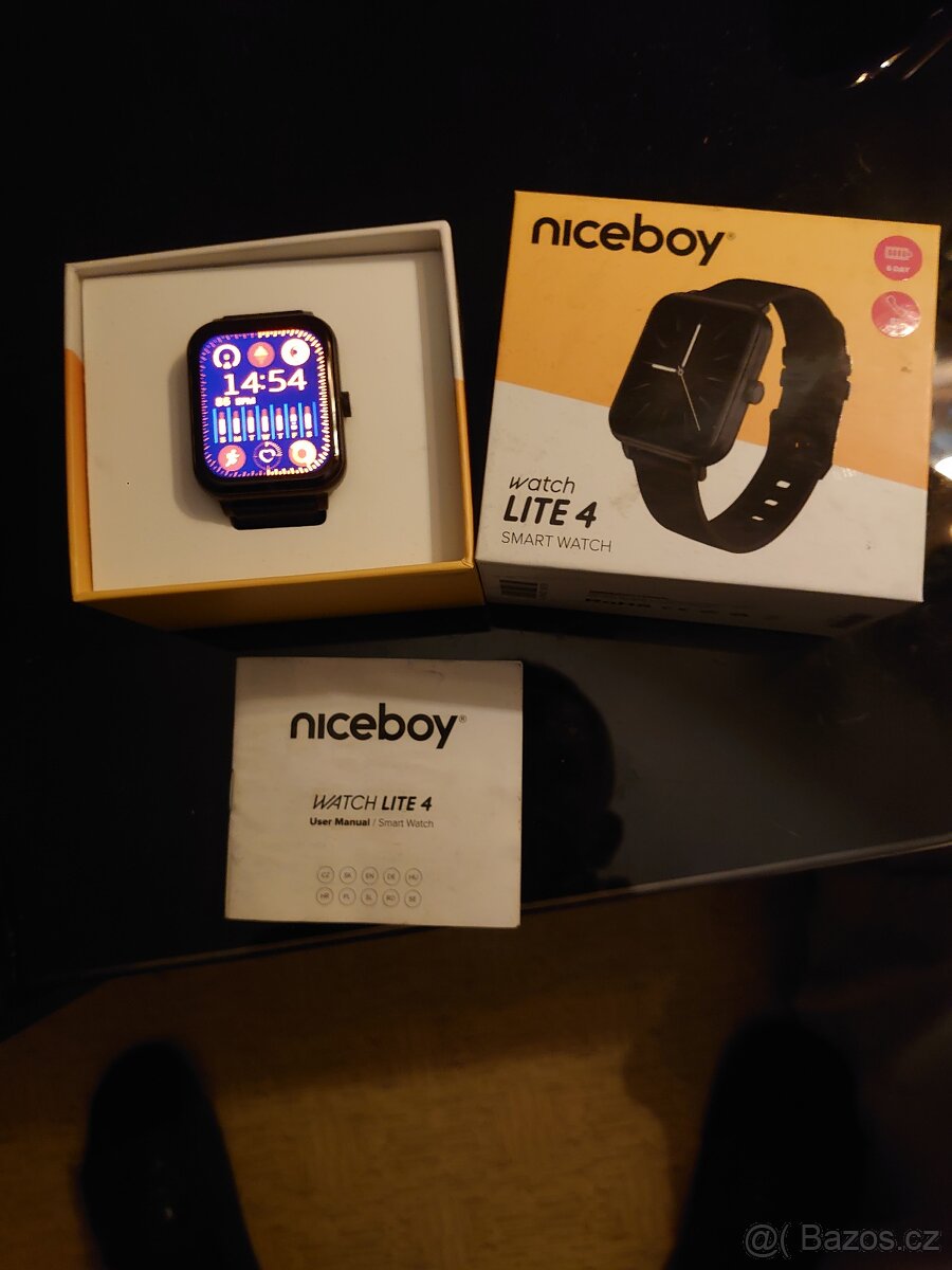 DOTYKOVÉ HODINKY: NICE BOY WATCH LITE 4