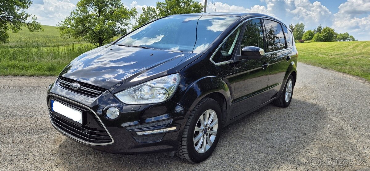 Ford S-Max 2.0 tdci 120kw MANUÁL Titanium