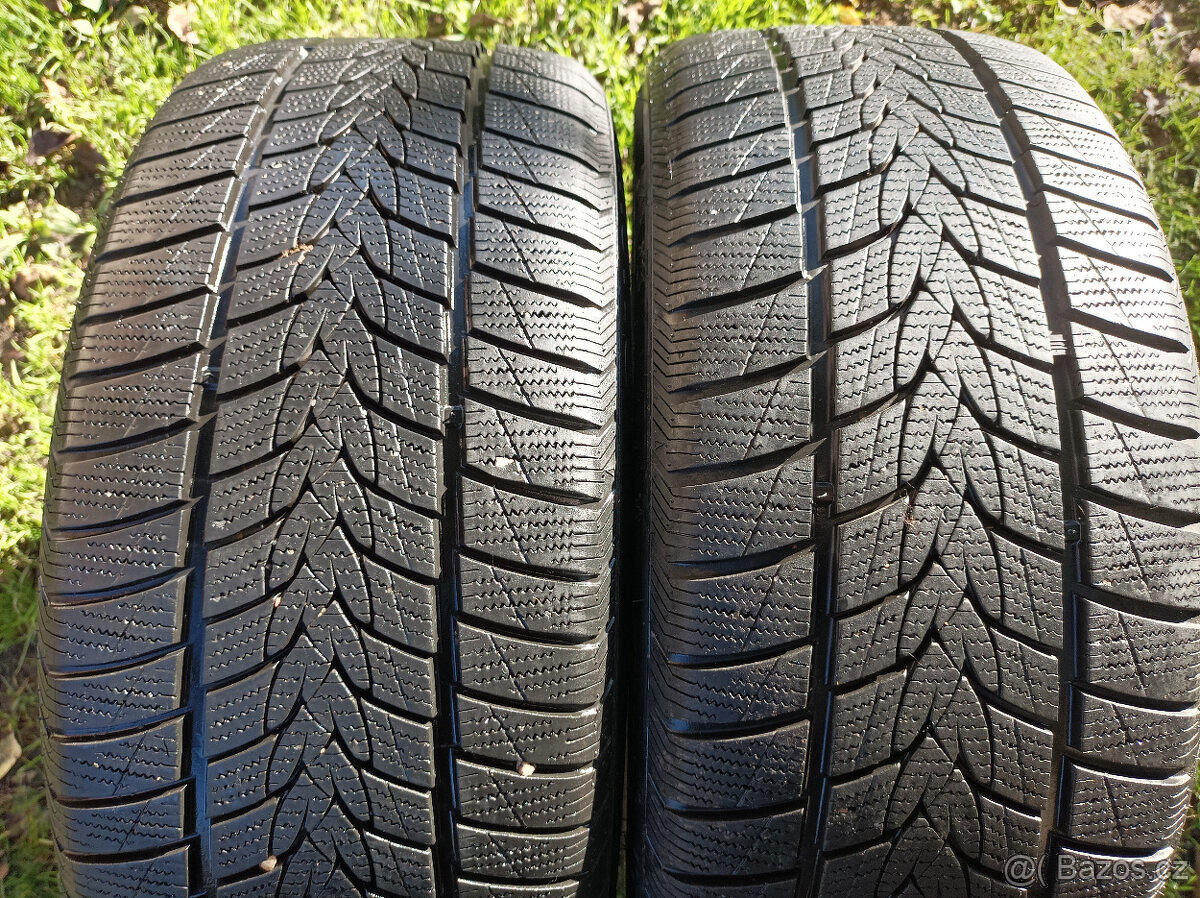 2 zimní pneumatiky Imperial 215/45/16 6,5mm