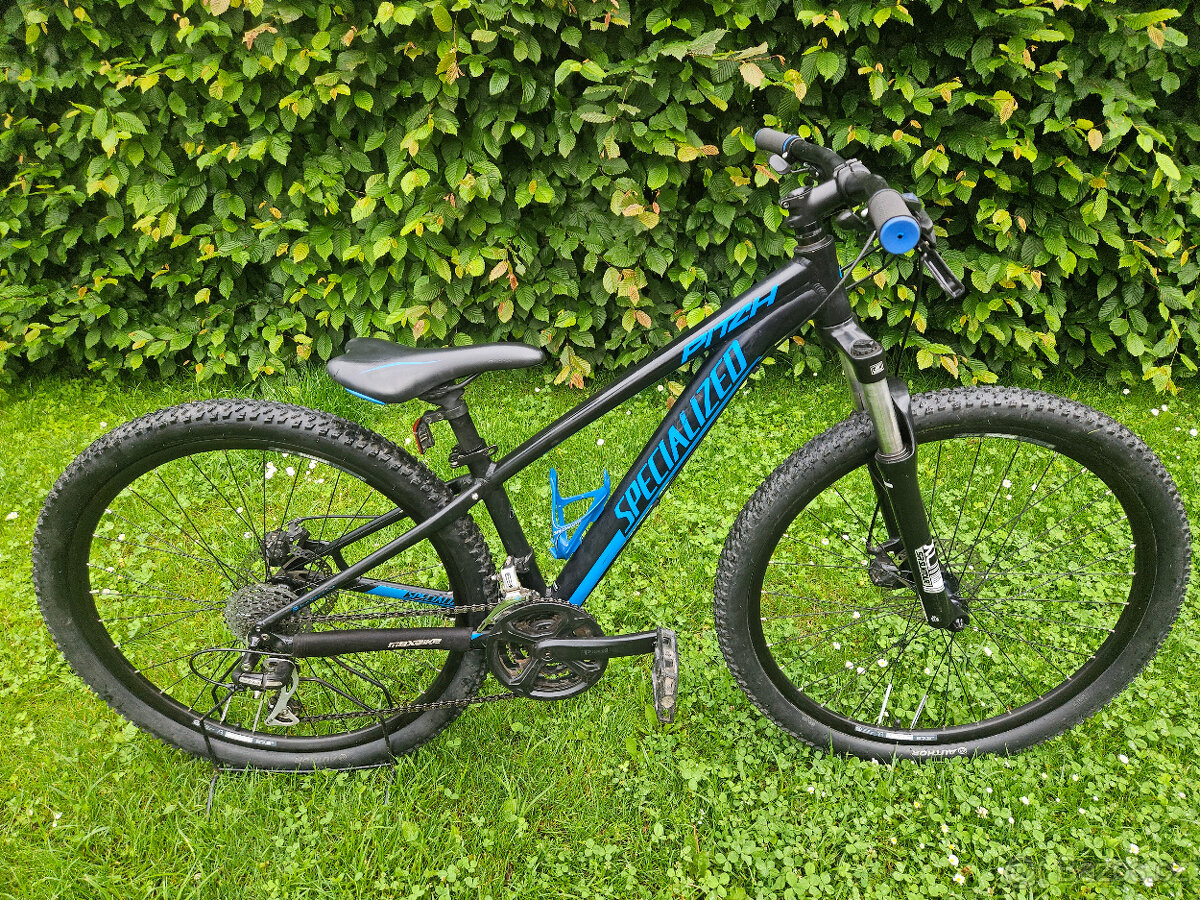 Malé 27,5" horské hliníkové kolo SPECIALIZED , rám 13"(XS)