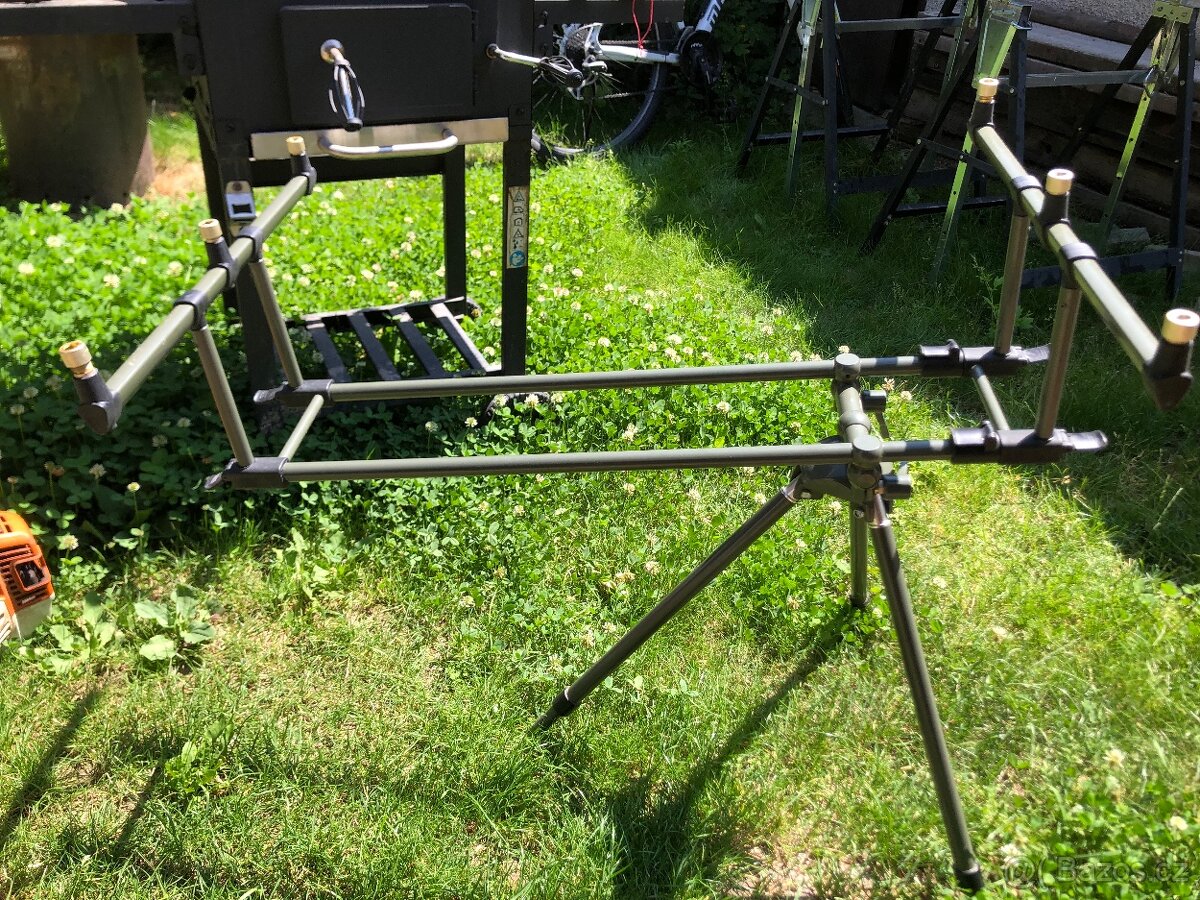 Tripod Mílfa