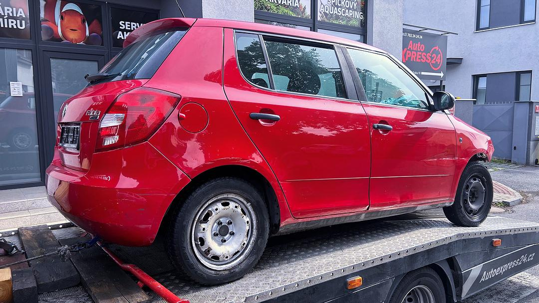 Vůz na díly Škoda Fabia 2 hatchback 2008 BBM JHN LF3K