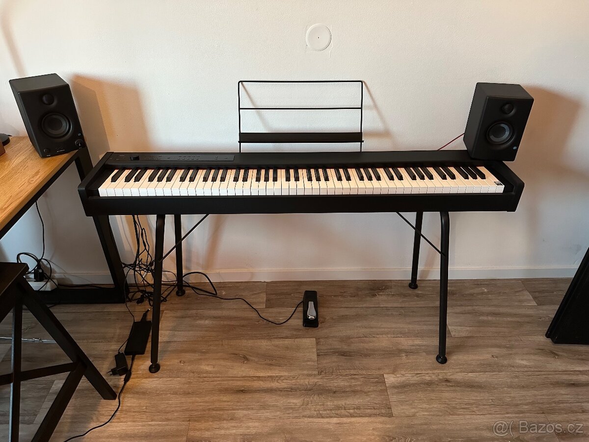 Digitální piano Korg D1 + repráky