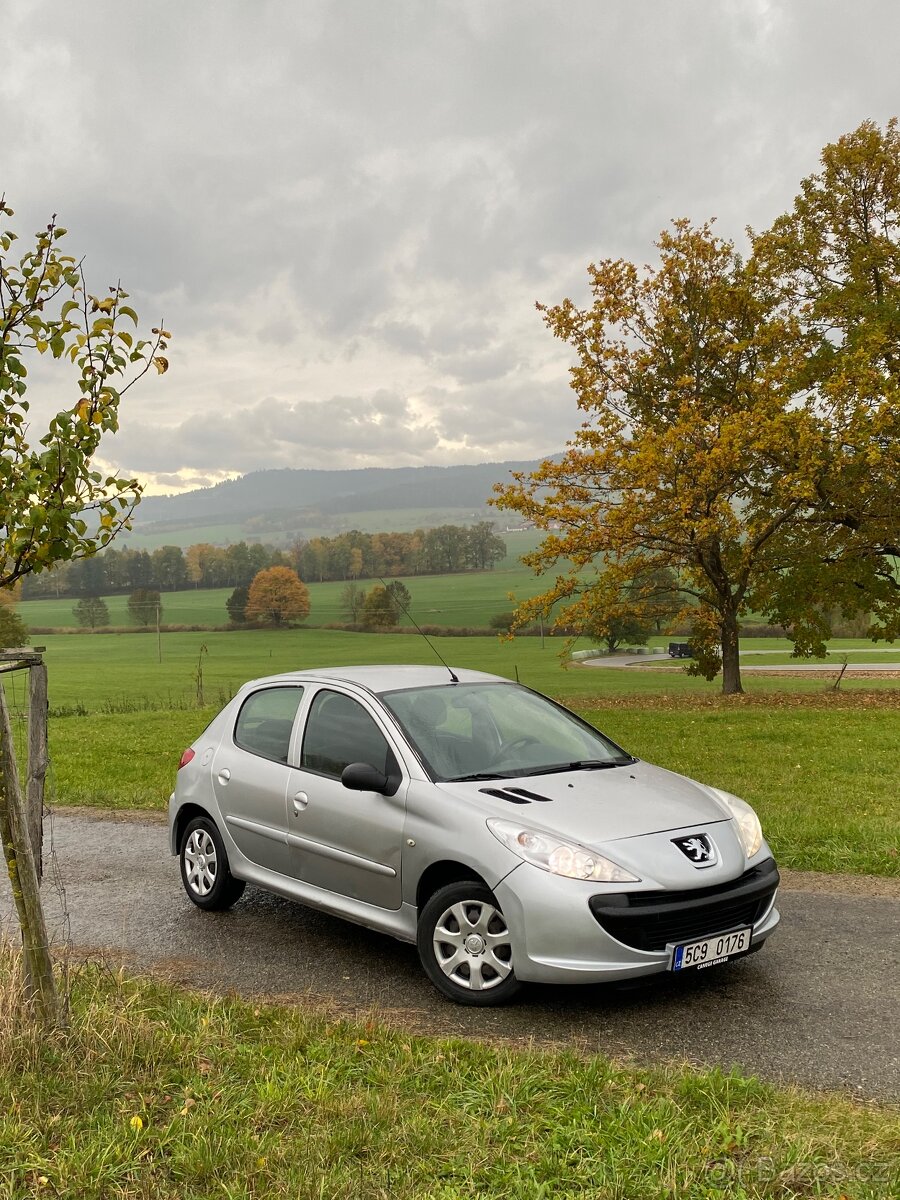 Peugeot 206+ 1.4HDi 50kW r.v.2010
