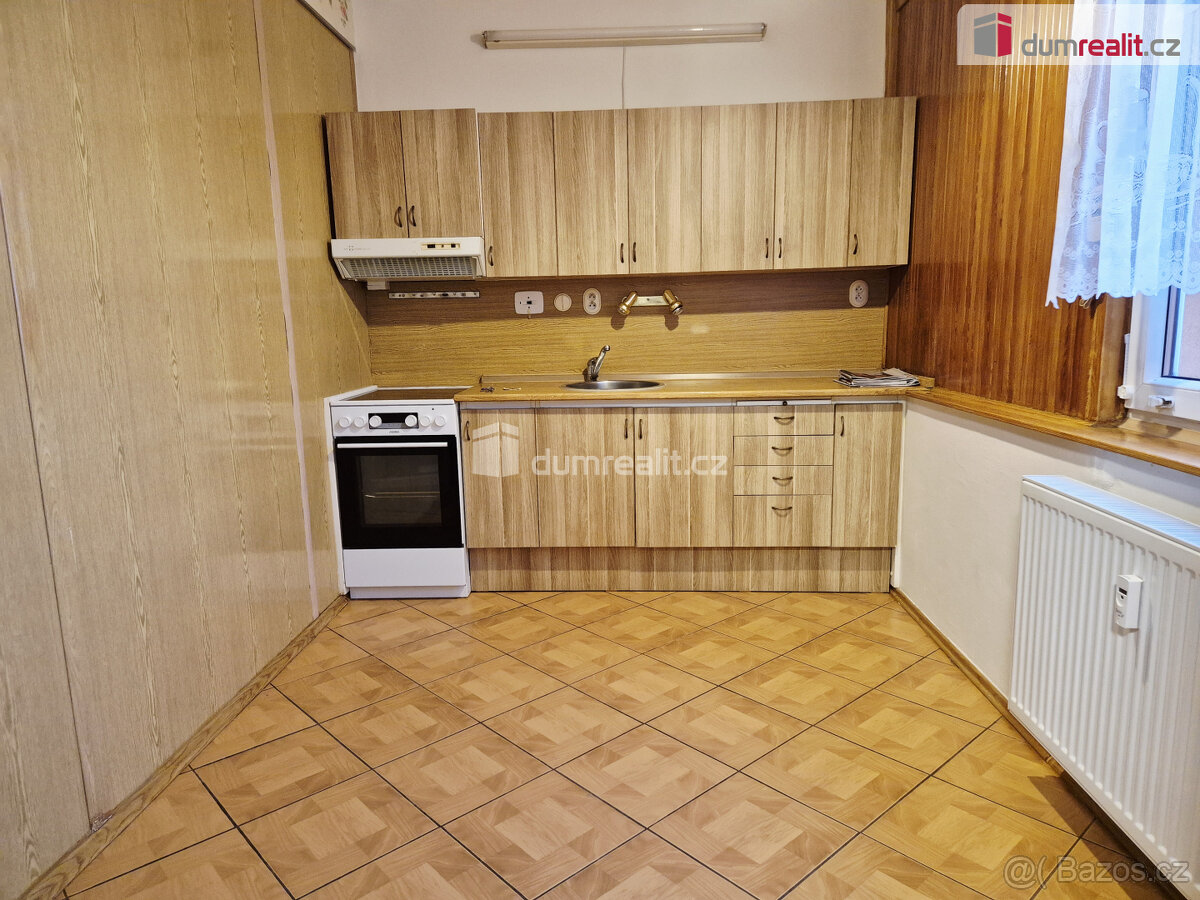 Pronájem, byt, 3+1, Lhenická, České Budějovice
