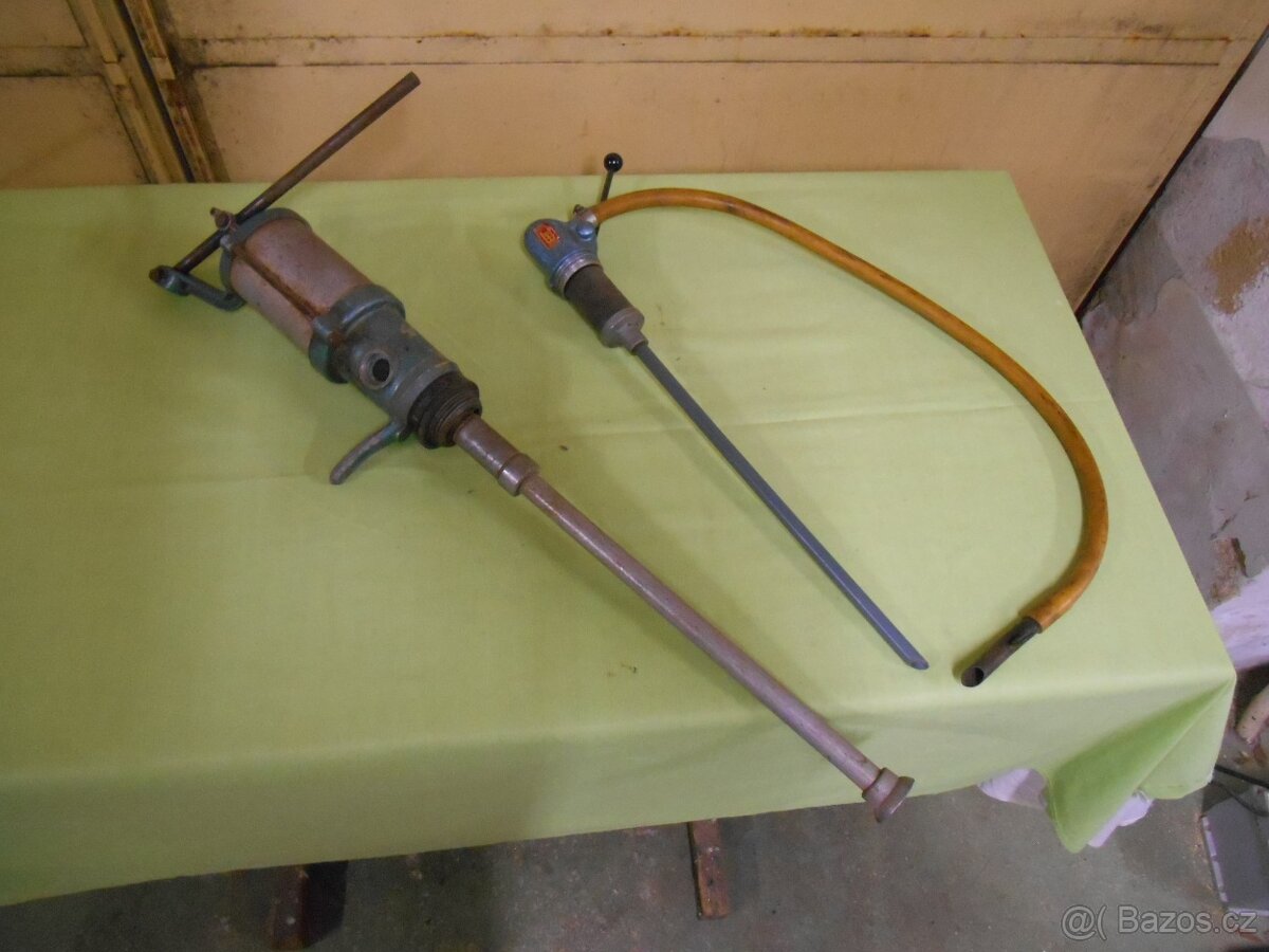 Ruční pumpa na naftu, benzín, olej na sud
