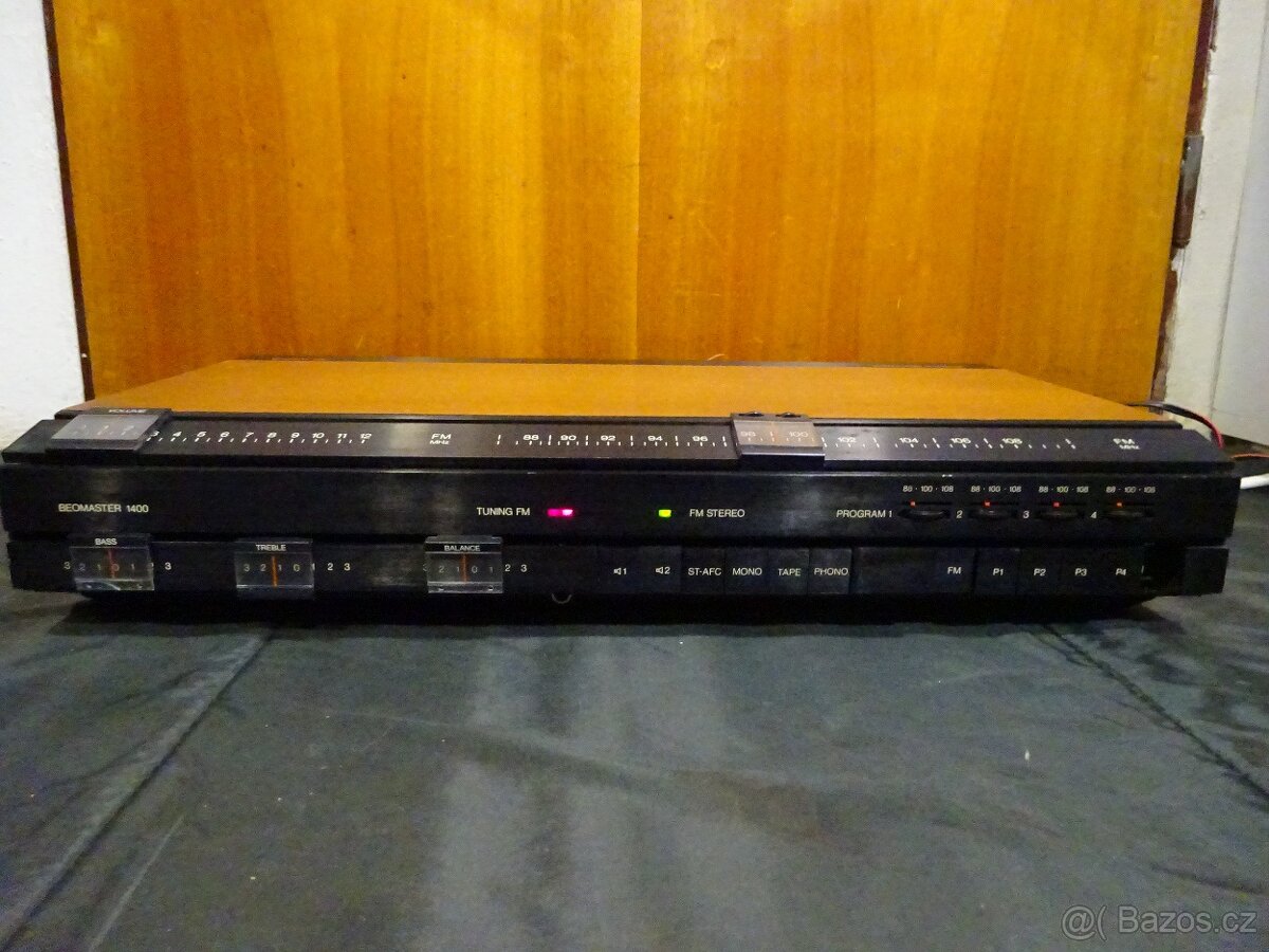 starý receiver BANG OLUFSEN BEOMASTER 1400