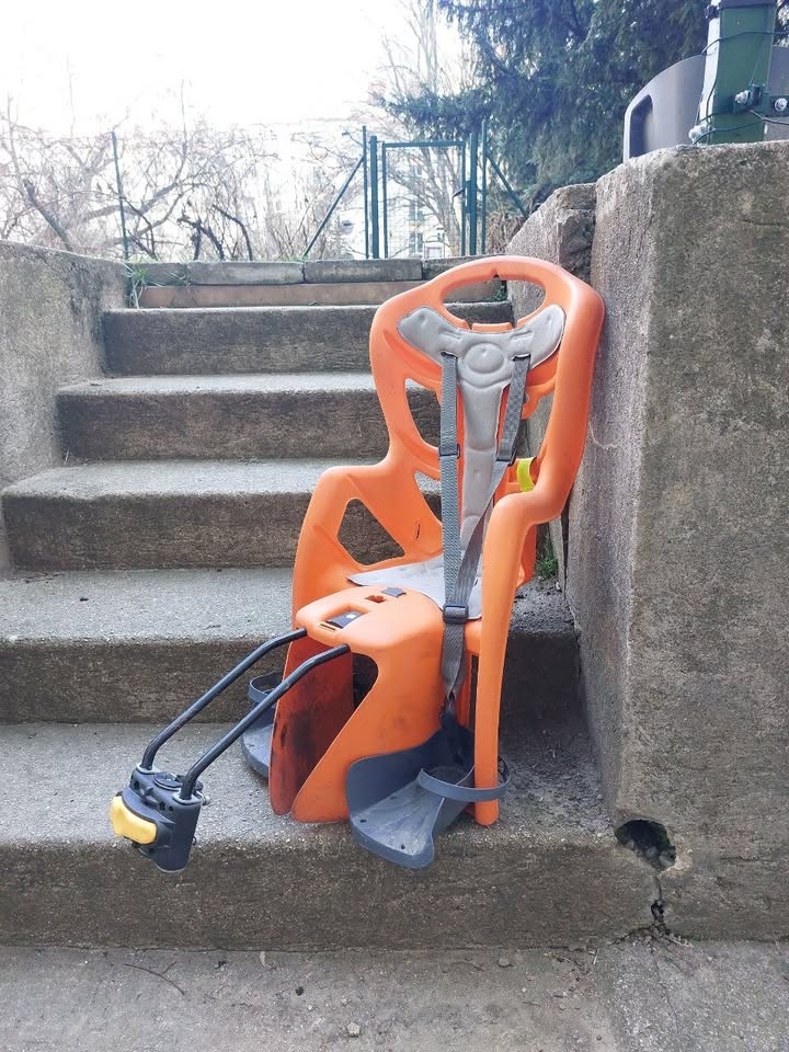 Dětská sedačka na kolo